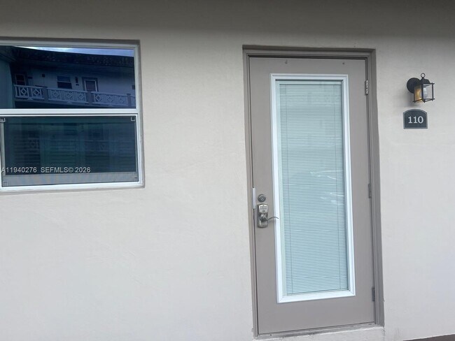 Foto del edificio - 5181 W Oakland Park Blvd