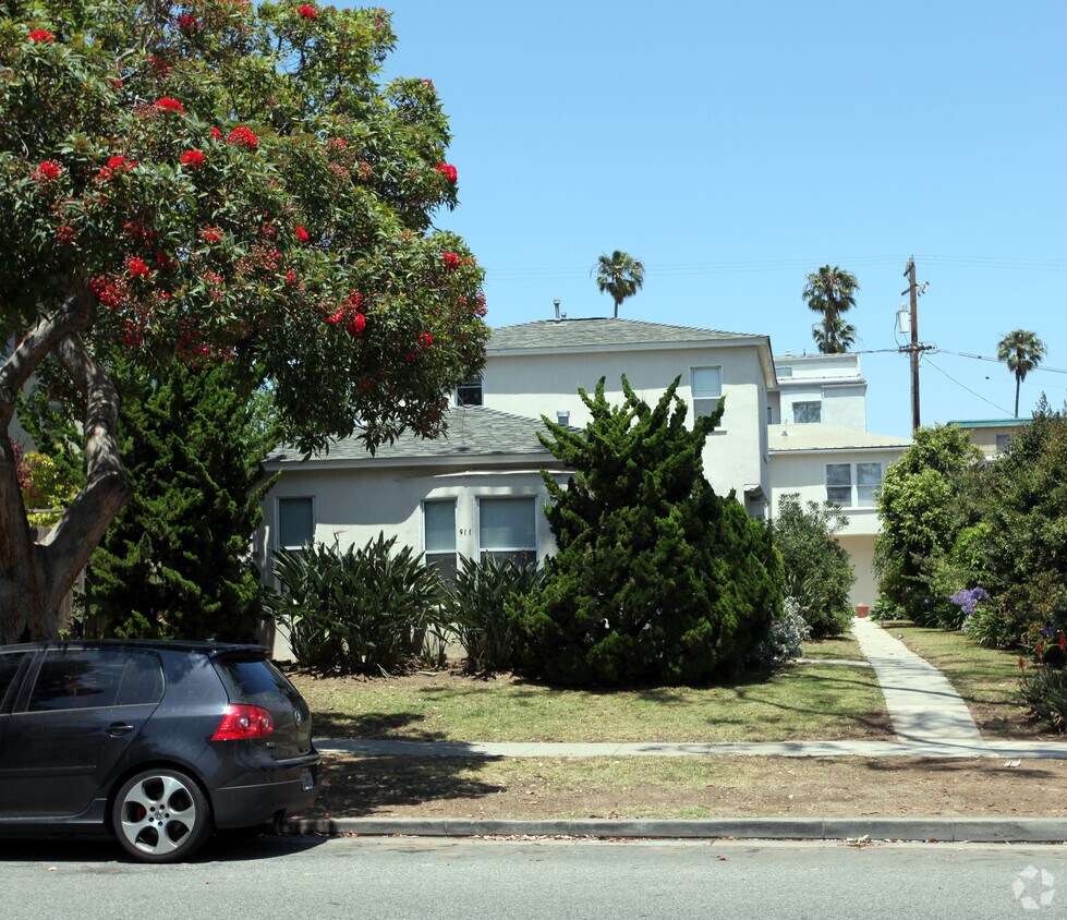 Foto principal - 911 11th St