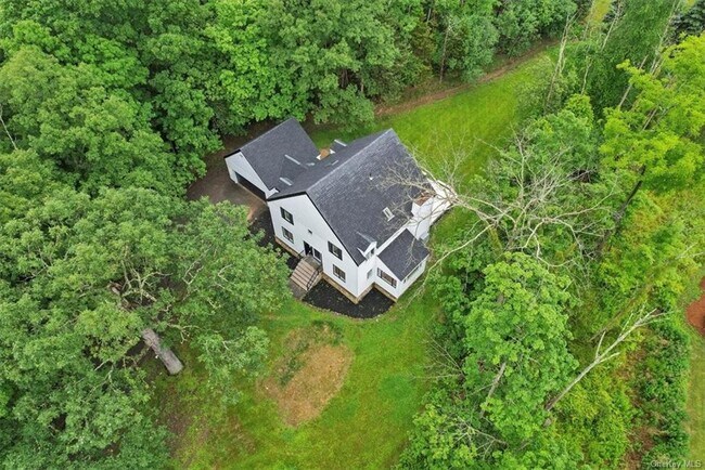 Building Photo - 504 Bull Mill Rd