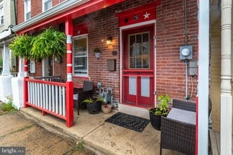 Building Photo - 76 Coryell St