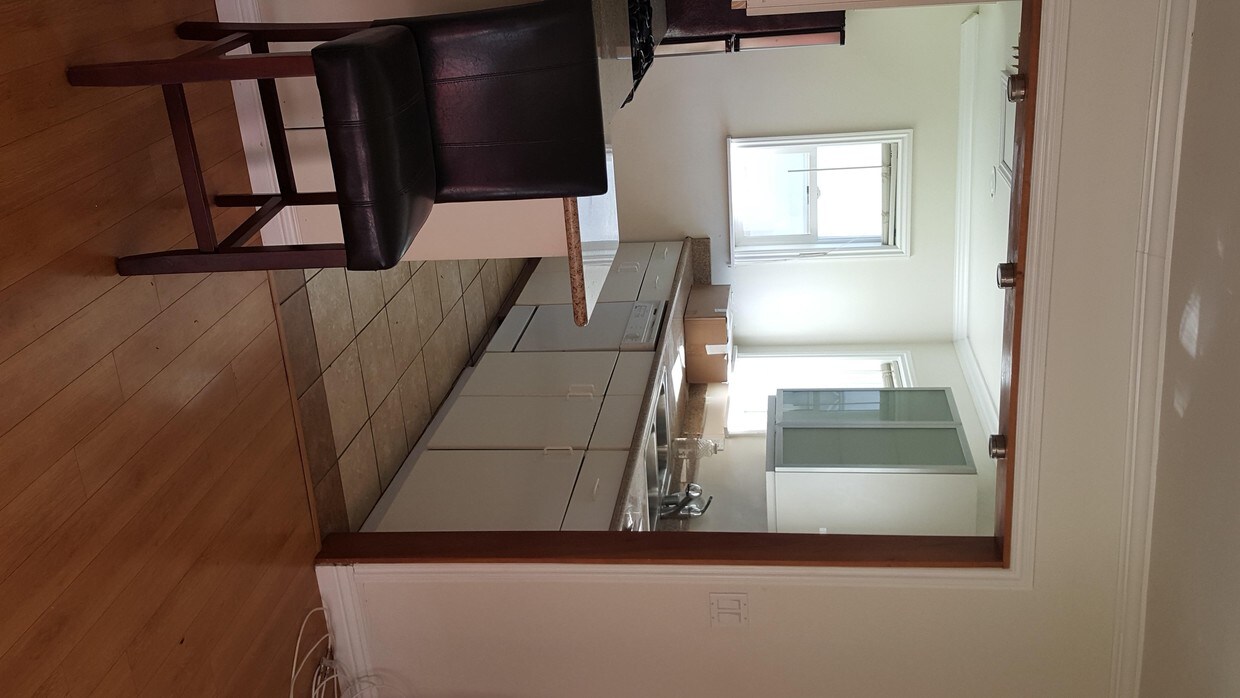 Primary Photo - 1438 19th St