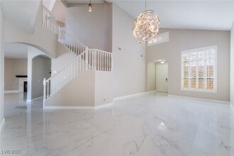 Building Photo - 8516 Summer Vista Ave