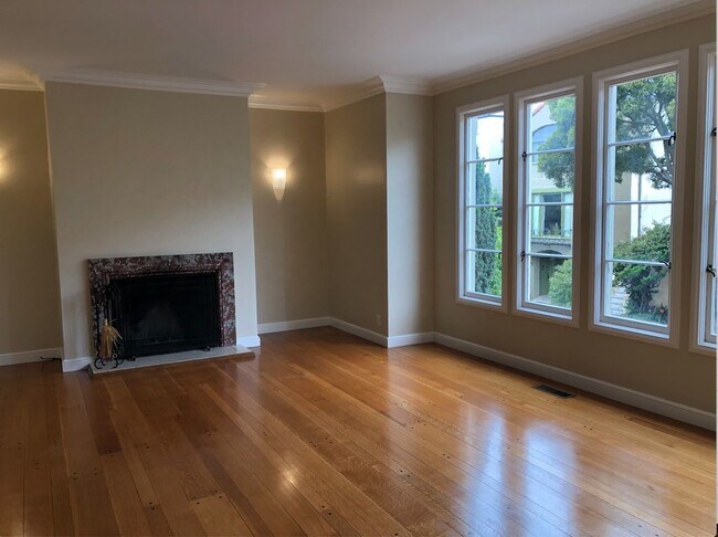 Building Photo - 67 Rossi Ave