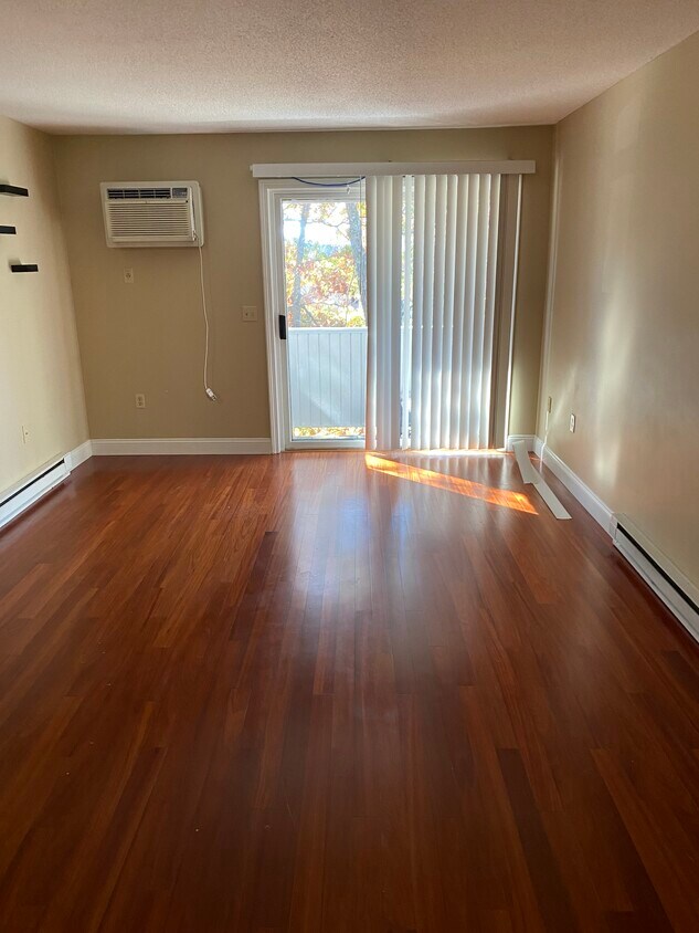 122 Eastern Avenue Unit 21, Manchester, NH 03104 Apartments in