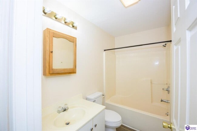 Foto del edificio - 113 College Street Rd