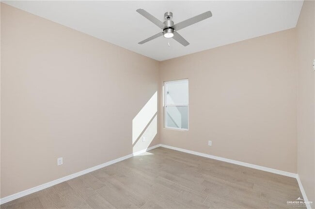 Building Photo - 7 N Spruce St