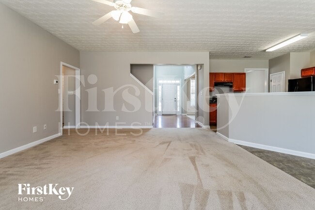 Building Photo - 6919 Island Pointe Dr