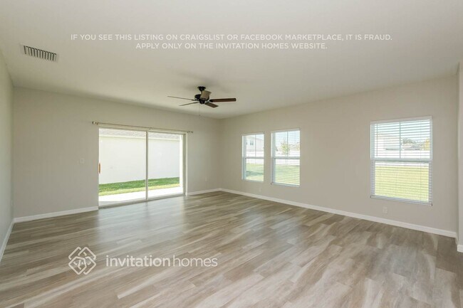 Foto del edificio - 13103 Fruitville Way
