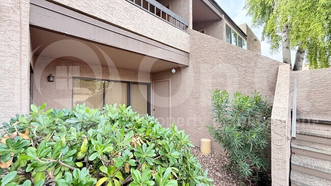 Foto del edificio - 5998 N 78th St