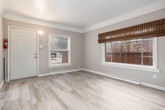 Building Photo - 3116 Whittier Dr