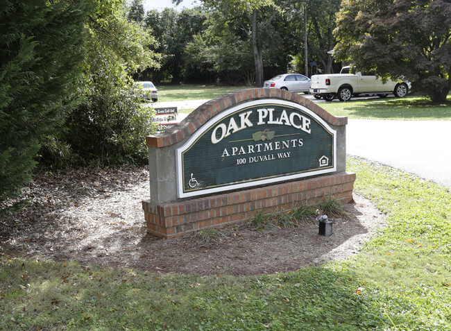 Foto del edificio - Oak Place Apartments