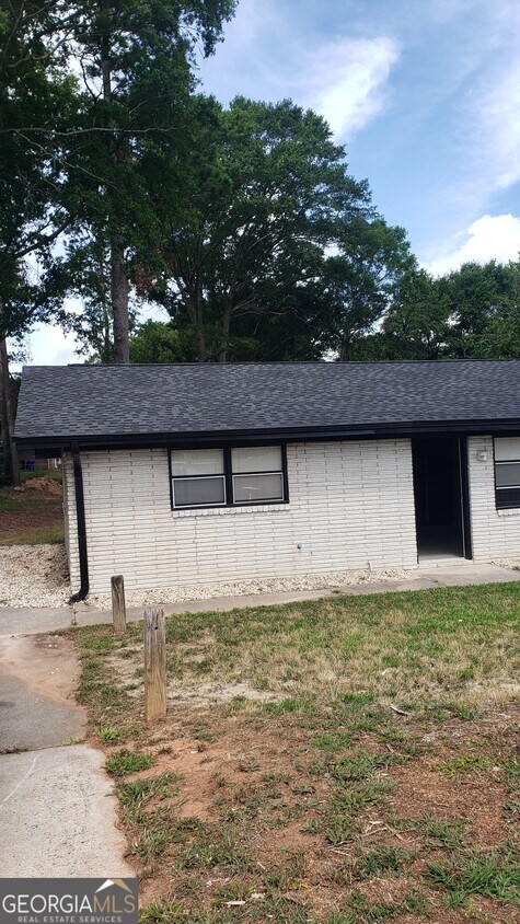 Primary Photo - 1270 Irwin Bridge Rd NW