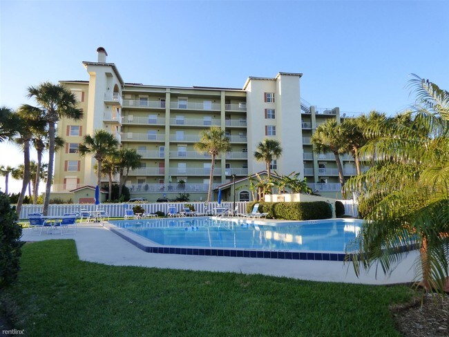 Foto del edificio - 533 Marina Point Dr