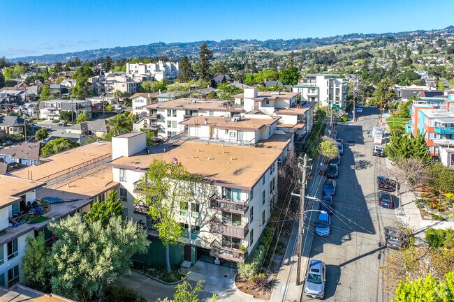 Contexto - 555 Jean St