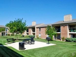 Building - The Wren Apartments