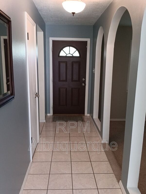 Foto del edificio - 3820 Big Bend Rd NE