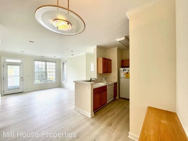 Building Photo - 1 br, 1.5 bath House - 522 Aberdeen Drive ...