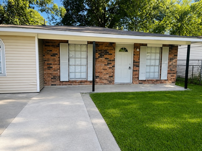 Photo - 2852 69th Avenue House
