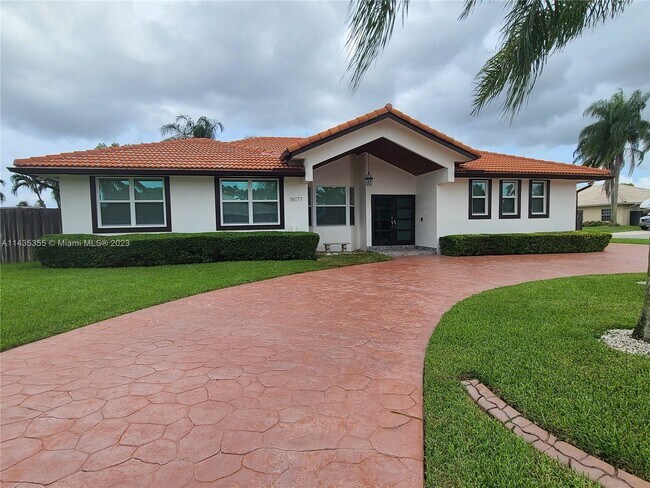 Foto del edificio - 16177 SW 155th Ave