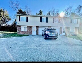 Building Photo - 3282 Ridge Rd Ext