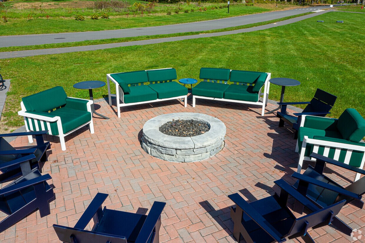 North 116 Flats Apartments 653 Amherst Rd Sunderland, MA