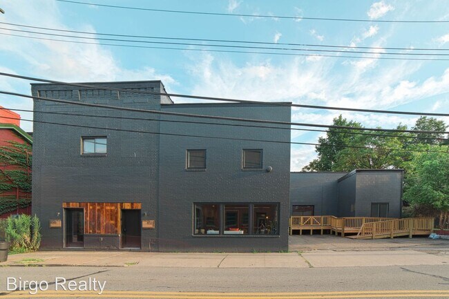 Building Photo - 2 br, 1 bath House - 852 W North Ave