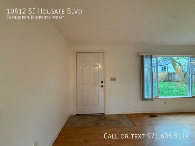 Building Photo - 10812 SE Holgate Blvd