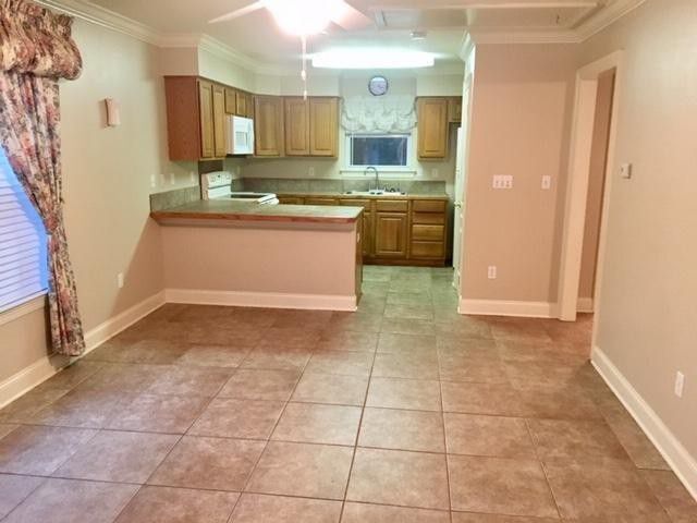 Open floor plan - 19415 S Fitzmorris Rd