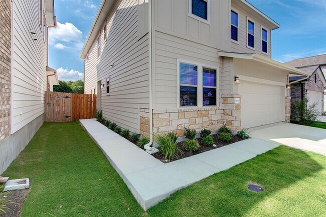 Foto del edificio - 9104 Moonstone Dr