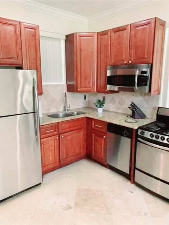 Kitchen view 1 - 15286 74th St N
