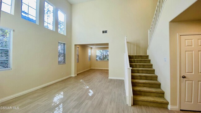 Building Photo - 4952 Via Bella
