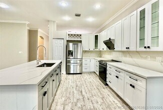 Building Photo - 4109 W Whitewater Ave