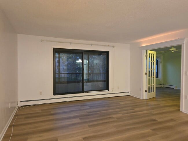 Building Photo - 7510 Cahill Rd