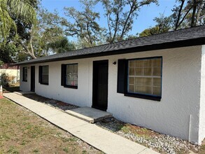 Building Photo - 1206 E Seneca Ave