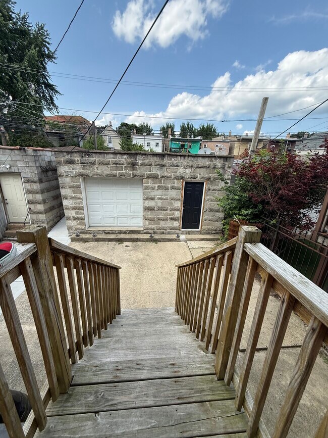 Foto del edificio - 3052 W Lyndale St