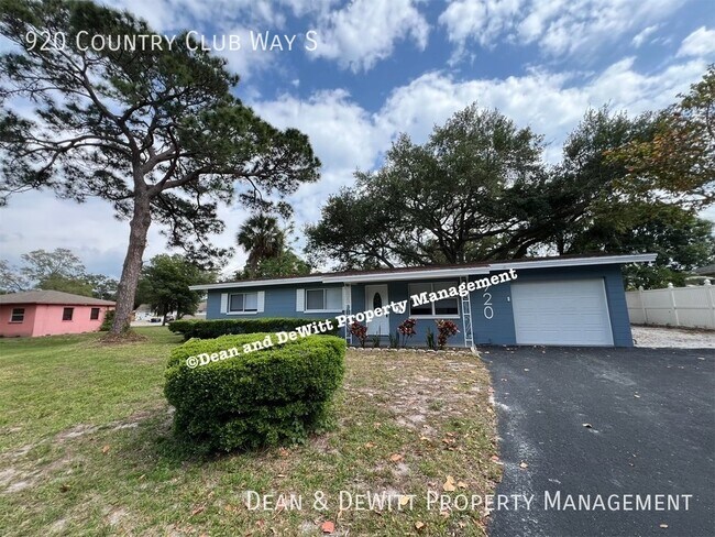 Foto del edificio - 920 Country Club Way S