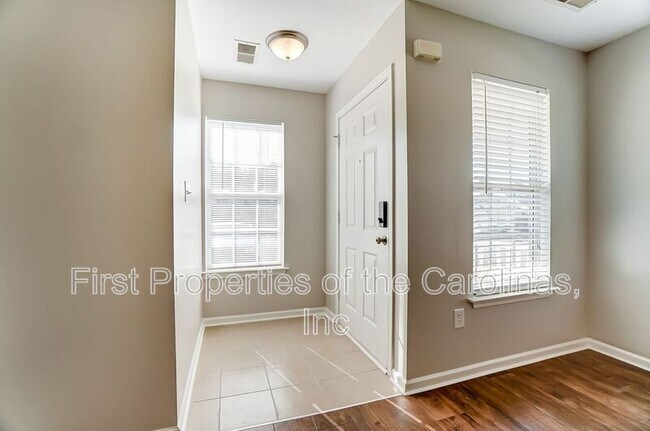 Foto del edificio - 1534 Tiana Way