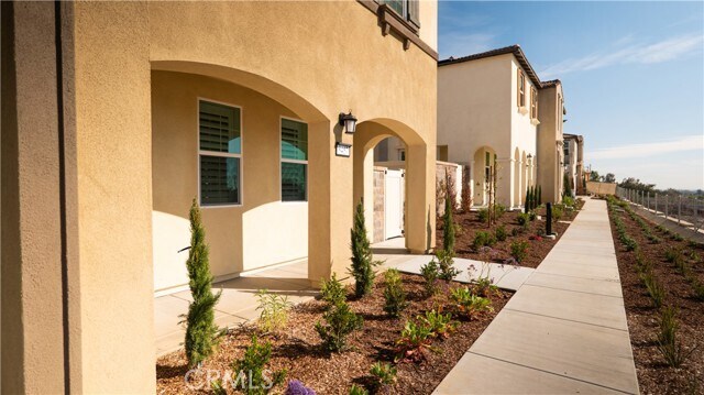 Foto del edificio - 8457 Gabrielino Ct