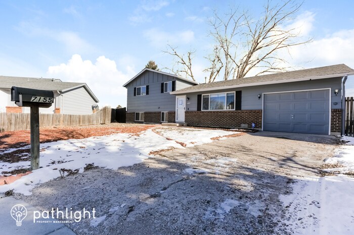 Primary Photo - 7155 Palmer Park Blvd, Colorado Springs, C...