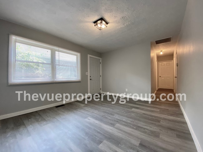 Building Photo - Fully rehabbed 3 Bed, 1 Bath in Farrington...