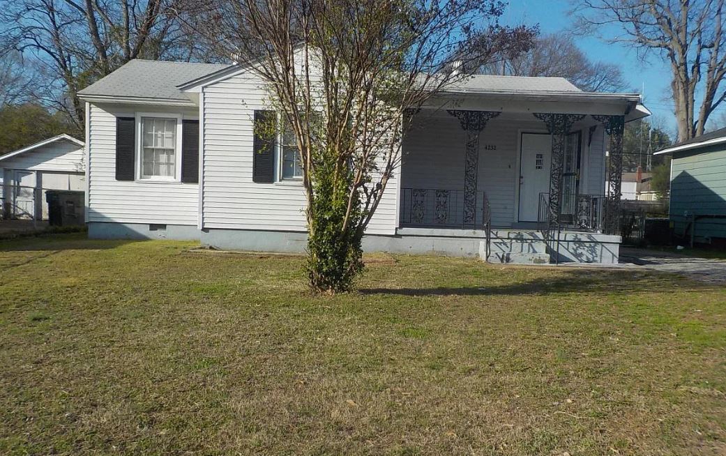 Foto principal - 4232 Fairmont Ave