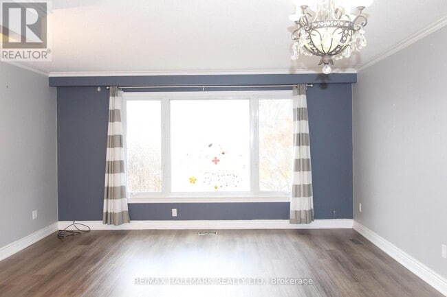 Building Photo - 8 Meadowland Ave