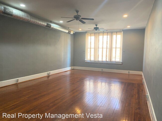Foto del edificio - Studio, 1 bath House - 522-B Second Street