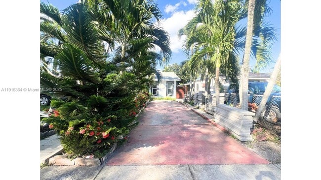 Foto del edificio - 6481 SW 39th Terrace