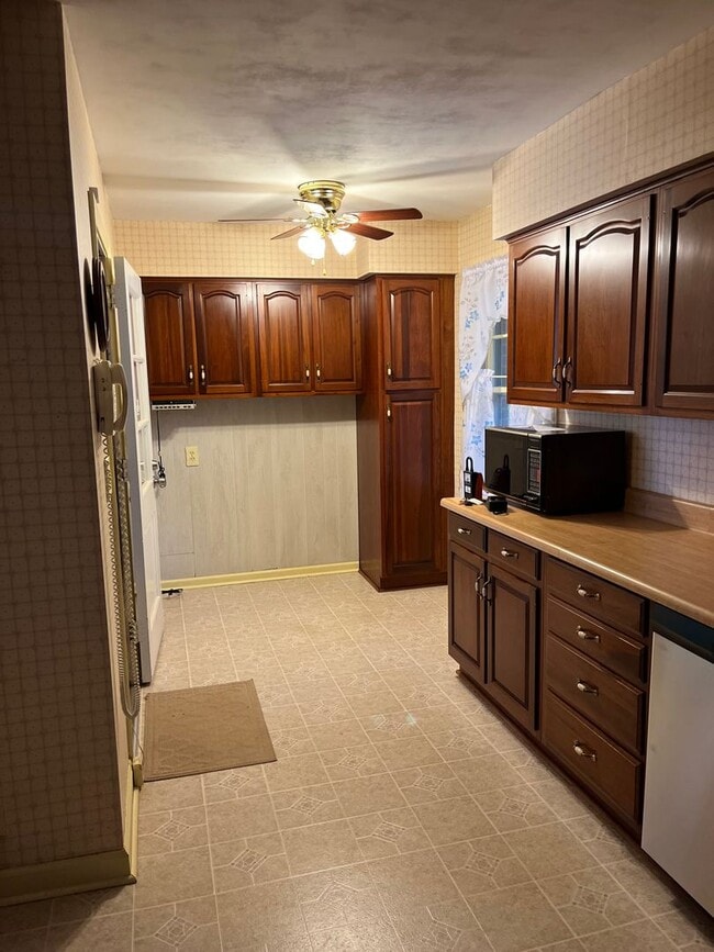 Photo - Sought After Community! House