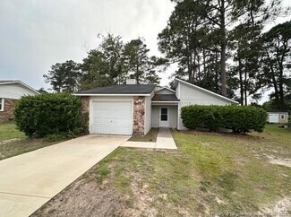 Building Photo - 1128 Thornwood Pl