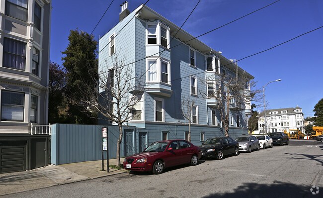 Building Photo - 551-555 Duboce Ave