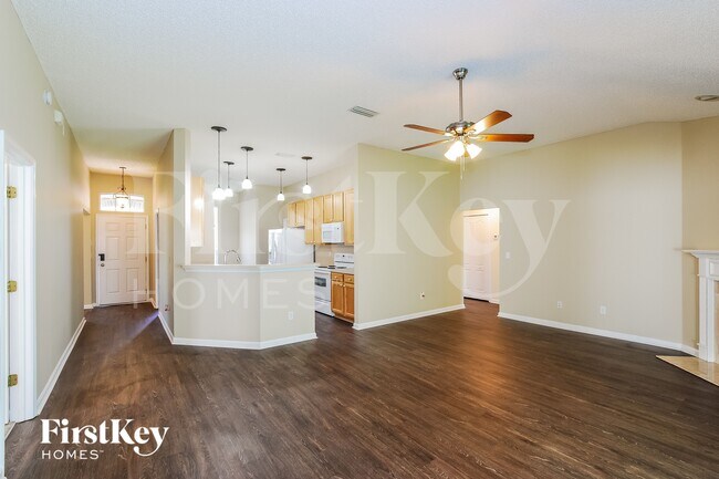 Foto del edificio - 4013 Whitebark Plantation Dr
