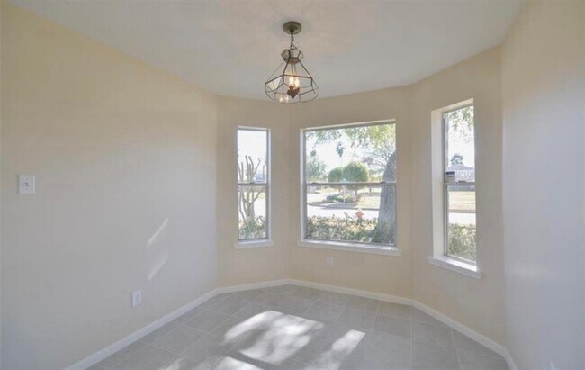Foto del edificio - 4863 Drew Forest Ln