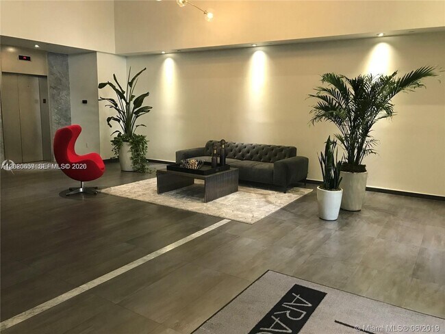 Foto del edificio - 10 Aragon Ave